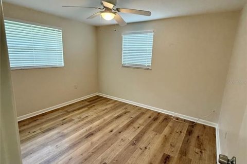 Casa en alquiler en Zephyrhills, Florida, 2 dormitorios, 90.67 m2 № 1917462 - foto 7