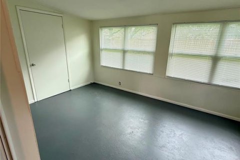 Casa en alquiler en Zephyrhills, Florida, 2 dormitorios, 90.67 m2 № 1917462 - foto 5