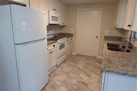 Casa en alquiler en Zephyrhills, Florida, 2 dormitorios, 90.67 m2 № 1917462 - foto 2