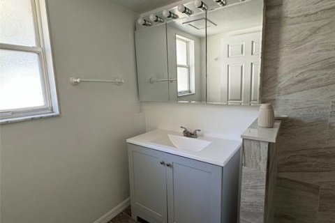 Casa en alquiler en Inglis, Florida, 3 dormitorios, 189.52 m2 № 1553326 - foto 26