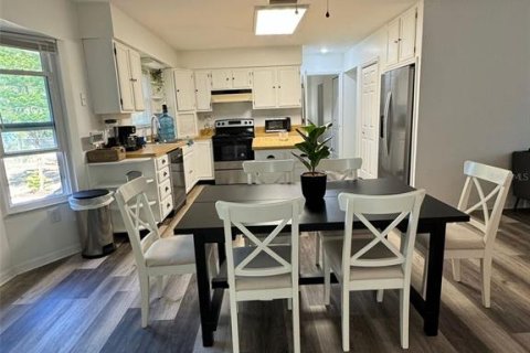 Casa en alquiler en Inglis, Florida, 3 dormitorios, 189.52 m2 № 1553326 - foto 5
