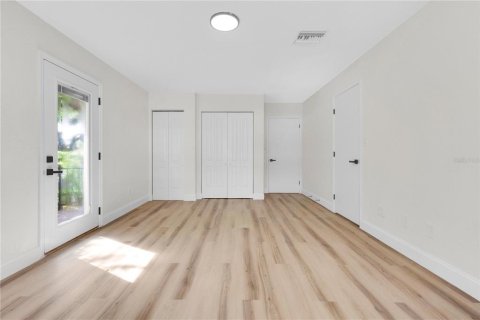 House in Lakeland, Florida 4 bedrooms, 206.8 sq.m. № 2400323 - photo 28