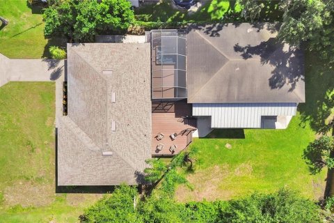 House in Lakeland, Florida 4 bedrooms, 206.8 sq.m. № 2400323 - photo 2