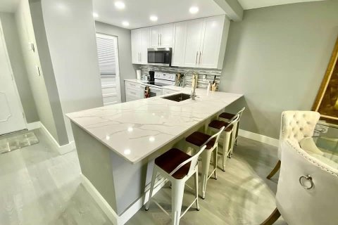 Condominio en alquiler en Boca Raton, Florida, 2 dormitorios, 97.55 m2 № 2086231 - foto 2