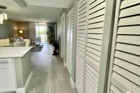 Condominio en alquiler en Boca Raton, Florida, 2 dormitorios, 97.55 m2 № 2086231 - foto 10