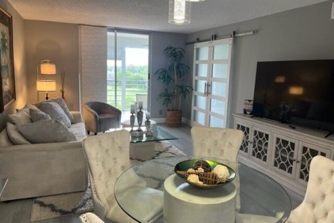 Condominio en alquiler en Boca Raton, Florida, 2 dormitorios, 97.55 m2 № 2086231 - foto 9
