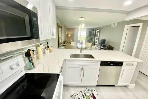 Condominio en alquiler en Boca Raton, Florida, 2 dormitorios, 97.55 m2 № 2086231 - foto 4