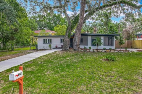 Casa en venta en Tampa, Florida, 4 dormitorios, 144 m2 № 1662073 - foto 8