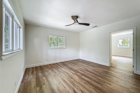 Casa en venta en Tampa, Florida, 4 dormitorios, 144 m2 № 1662073 - foto 19