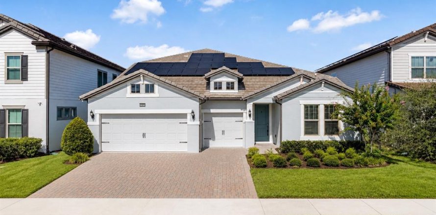 House in Orlando, Florida 6 bedrooms, 385.54 sq.m. № 2298145