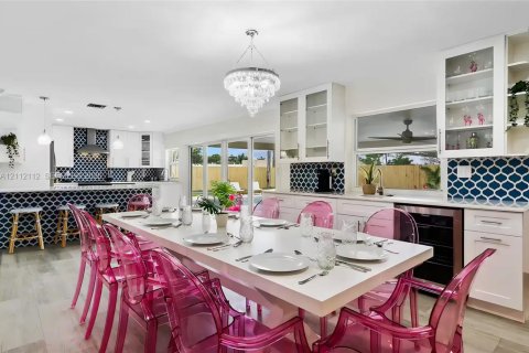 Villa ou maison à vendre à West Palm Beach, Floride: 6 chambres, 257.06 m2 № 2432501 - photo 19