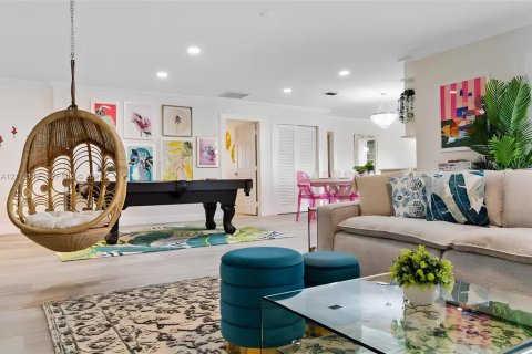 Villa ou maison à vendre à West Palm Beach, Floride: 6 chambres, 257.06 m2 № 2432501 - photo 17