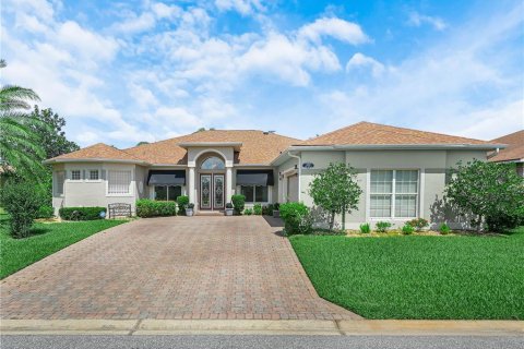 Casa en venta en Lake Wales, Florida, 4 dormitorios, 272.85 m2 № 1725284 - foto 1