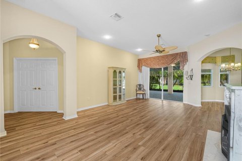 Casa en venta en Lake Wales, Florida, 4 dormitorios, 272.85 m2 № 1725284 - foto 7