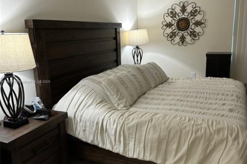 Copropriété à louer à Miami, Floride: 2 chambres, 105.07 m2 № 1941082 - photo 8