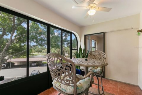 Condominio en venta en Palm Harbor, Florida, 2 dormitorios, 91.04 m2 № 1869417 - foto 16