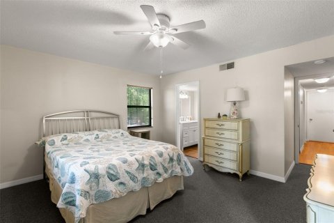Condominio en venta en Palm Harbor, Florida, 2 dormitorios, 91.04 m2 № 1869417 - foto 19