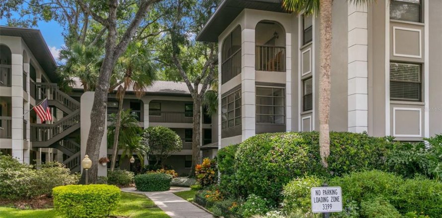 Condominio en Palm Harbor, Florida, 2 dormitorios № 1869417