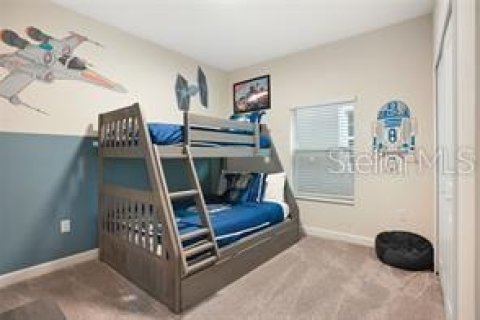 Townhouse in Davenport, Florida 5 bedrooms, 201.32 sq.m. № 2212822 - photo 18