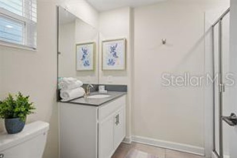 Townhouse in Davenport, Florida 5 bedrooms, 201.32 sq.m. № 2212822 - photo 23