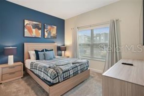 Townhouse in Davenport, Florida 5 bedrooms, 201.32 sq.m. № 2212822 - photo 16