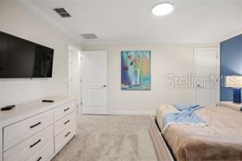 Townhouse in Davenport, Florida 5 bedrooms, 201.32 sq.m. № 2212822 - photo 13