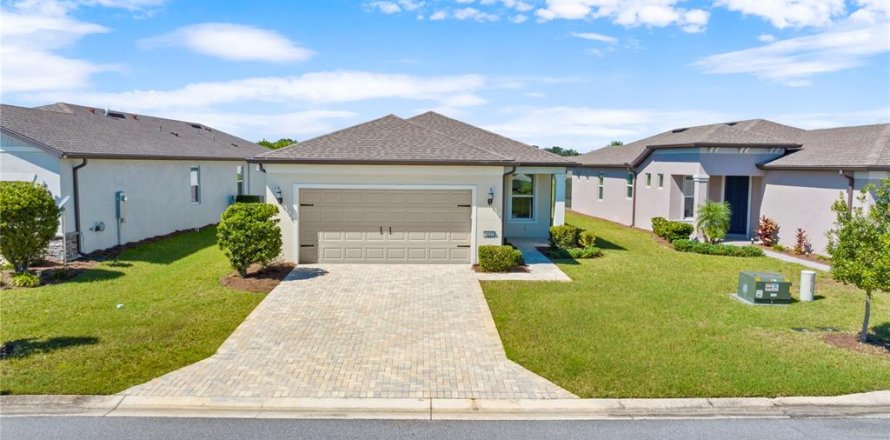 Villa ou maison à Ocala, Floride 2 chambres, 130.62 m2 № 2415046