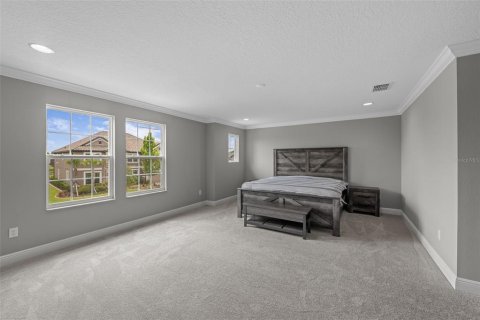 House in Wesley Chapel, Florida 7 bedrooms, 506.5 sq.m. № 1826943 - photo 24