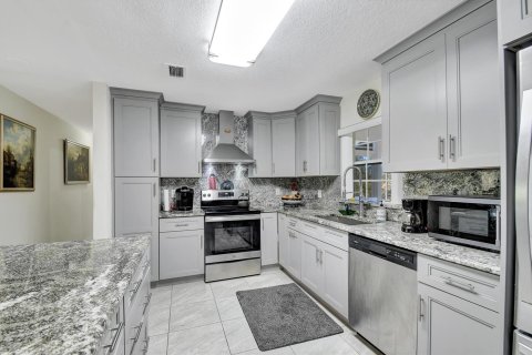 House in Loxahatchee Groves, Florida 3 bedrooms, 213.21 sq.m. № 2246072 - photo 11