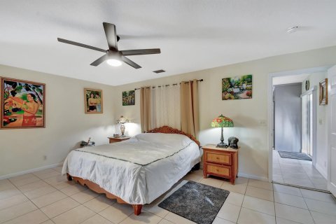 House in Loxahatchee Groves, Florida 3 bedrooms, 213.21 sq.m. № 2246072 - photo 16