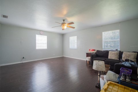 House in Live Oak, Florida 3 bedrooms, 141.95 sq.m. № 1906939 - photo 26