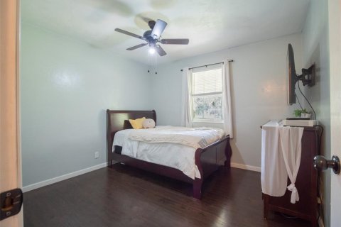 House in Live Oak, Florida 3 bedrooms, 141.95 sq.m. № 1906939 - photo 10
