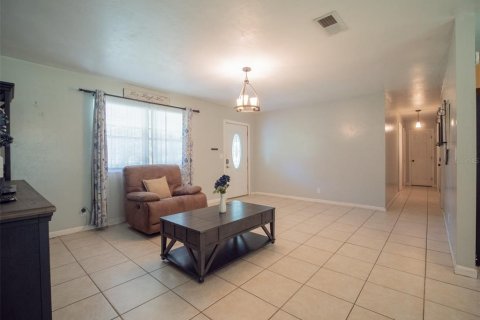 House in Live Oak, Florida 3 bedrooms, 141.95 sq.m. № 1906939 - photo 4