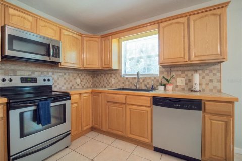 House in Live Oak, Florida 3 bedrooms, 141.95 sq.m. № 1906939 - photo 7