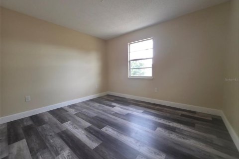 Villa ou maison à louer à Port Charlotte, Floride: 2 chambres, 83.24 m2 № 2155737 - photo 9