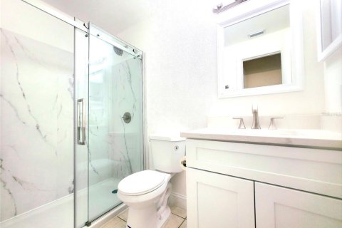 Villa ou maison à louer à Port Charlotte, Floride: 2 chambres, 83.24 m2 № 2155737 - photo 7