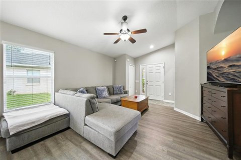 Casa en venta en Land O' Lakes, Florida, 3 dormitorios, 118.91 m2 № 1898887 - foto 6
