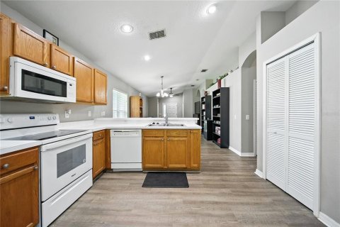 Casa en venta en Land O' Lakes, Florida, 3 dormitorios, 118.91 m2 № 1898887 - foto 10