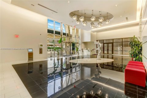 Купить коммерческую недвижимость в Корал-Гейблс, Флорида № 1949026 - фото 9