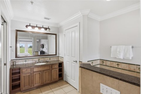 Condo in Four Corners, Florida, 3 bedrooms  № 2102548 - photo 30