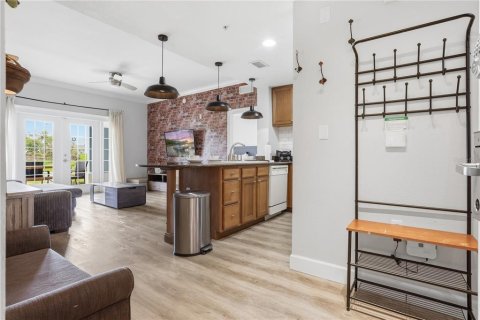 Condo in Four Corners, Florida, 3 bedrooms  № 2102548 - photo 4