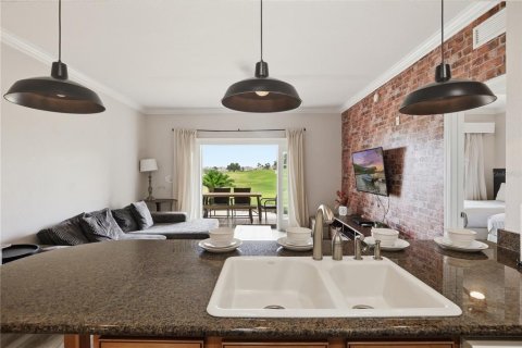 Condo in Four Corners, Florida, 3 bedrooms  № 2102548 - photo 8