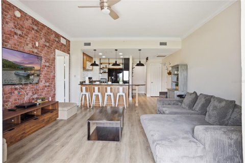 Condo in Four Corners, Florida, 3 bedrooms  № 2102548 - photo 18