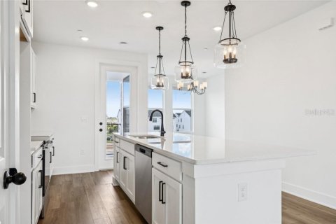 Townhouse in Winter Garden, Florida 3 bedrooms, 192.49 sq.m. № 1918890 - photo 21