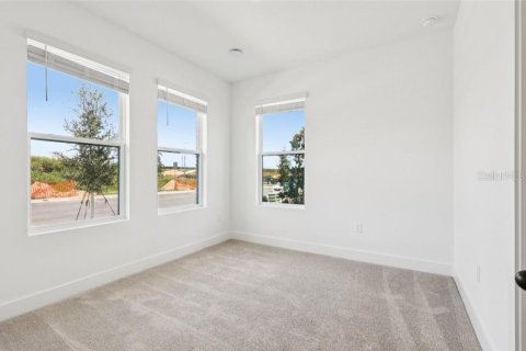 Townhouse in Winter Garden, Florida 3 bedrooms, 192.49 sq.m. № 1918890 - photo 7