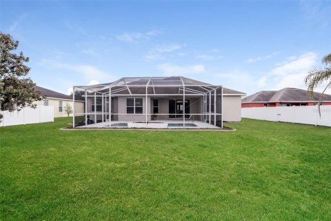 House in Lakeland, Florida 4 bedrooms, 195.93 sq.m. № 2198626 - photo 15