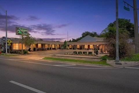 Hotel in Ocala, Florida 472.87 sq.m. № 2128949