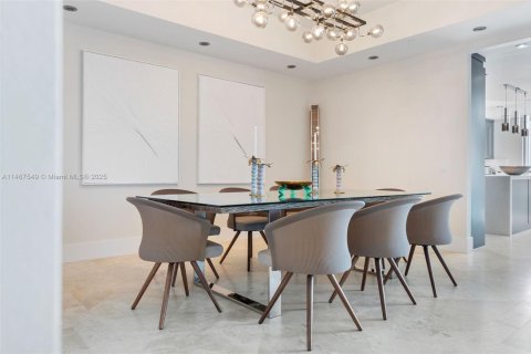 Copropriété à vendre à Miami Beach, Floride: 5 chambres, 384.15 m2 № 1452853 - photo 11