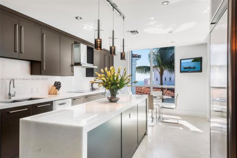 Copropriété à vendre à Miami Beach, Floride: 5 chambres, 384.15 m2 № 1452853 - photo 8