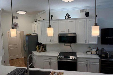 Copropriété à vendre à Kissimmee, Floride: 4 chambres, 198.44 m2 № 2412738 - photo 15